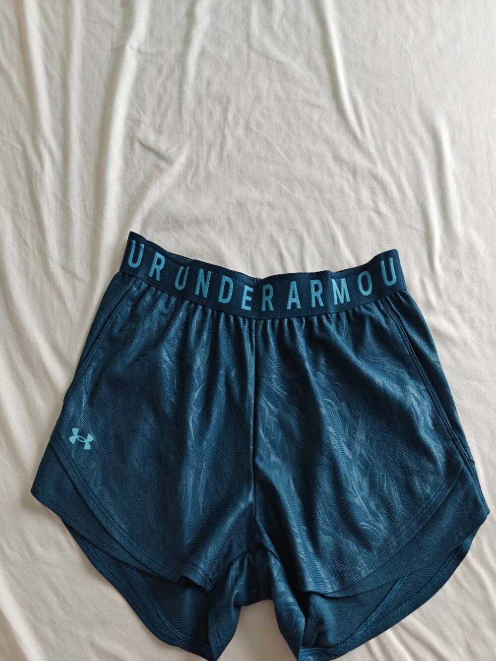 Under Armour Play Up Short